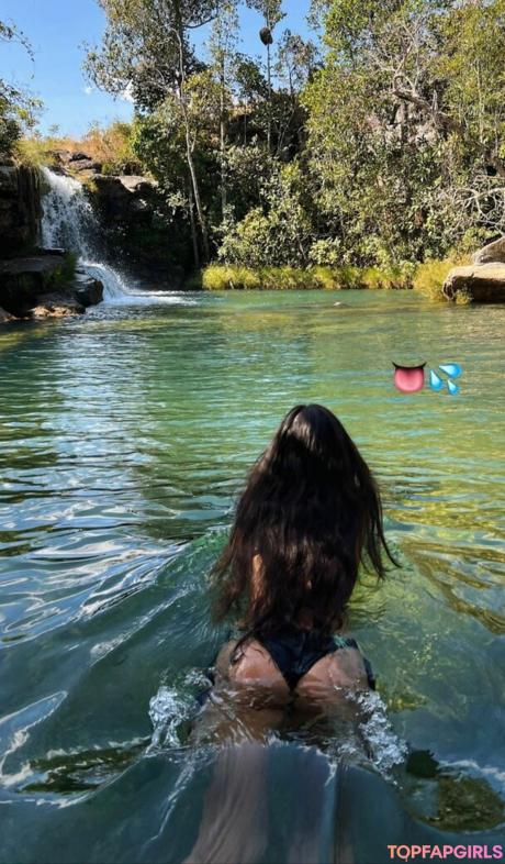 Mariana nude leaked OnlyFans photo #28
