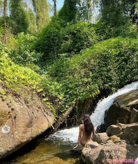 Mariana nude leaked OnlyFans photo #38