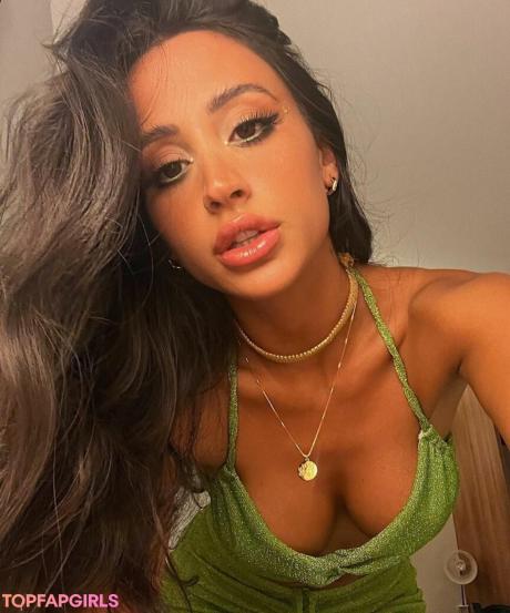 Mariana nude leaked OnlyFans photo #82