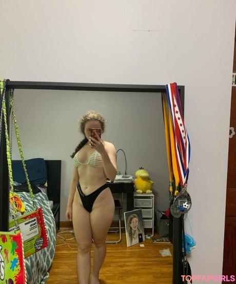 Alyssa nude leaked OnlyFans pic
