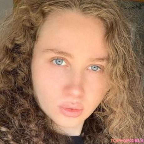 Alyssa nude leaked OnlyFans photo #86