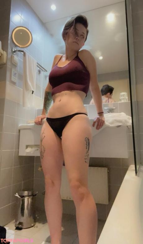 Littlesin16 nude leaked OnlyFans photo #40