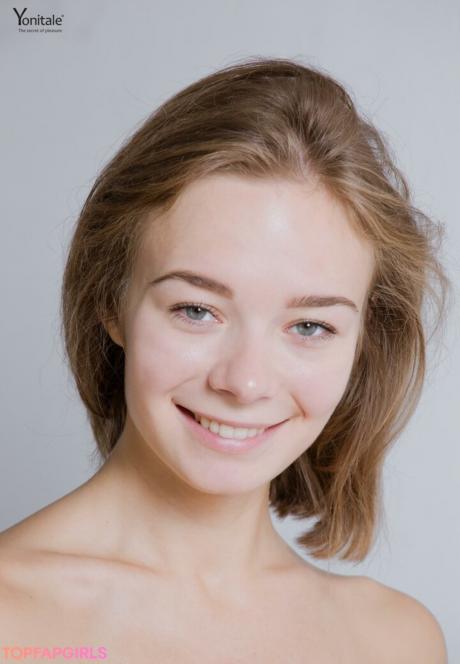 Madeline nude leaked OnlyFans photo #6