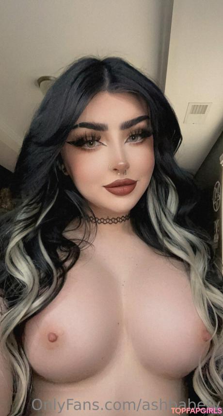 Ashley nude leaked OnlyFans photo #74