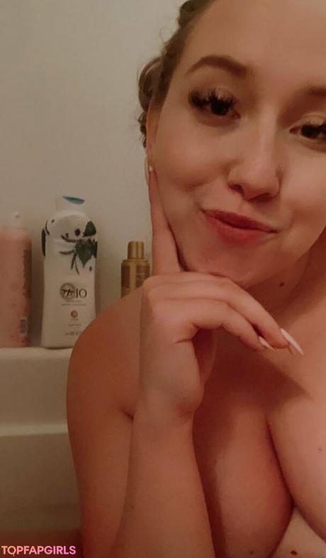 Princessbrooke1996 nude leaked OnlyFans photo #25