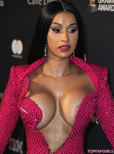 Cardi nude leaked OnlyFans photo #21