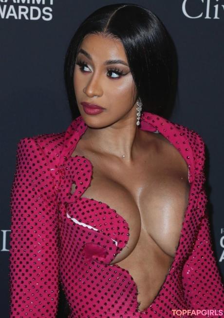 Cardi nude leaked OnlyFans photo #31