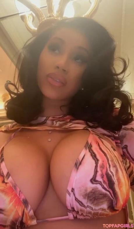 Cardi nude leaked OnlyFans photo #51