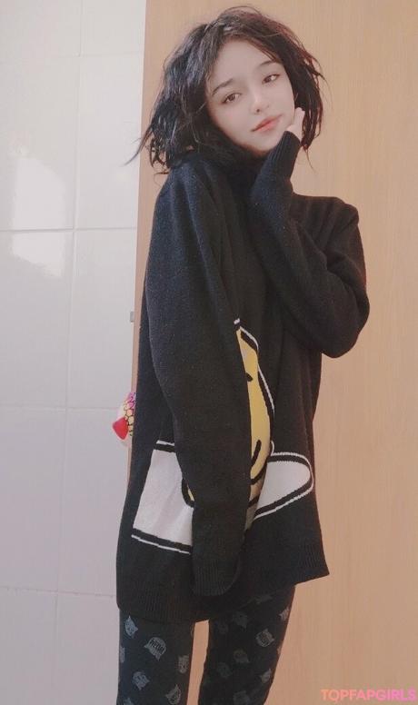 Loolizinhareal nude leaked OnlyFans photo #7