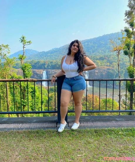 Sanjana nude leaked OnlyFans photo #9