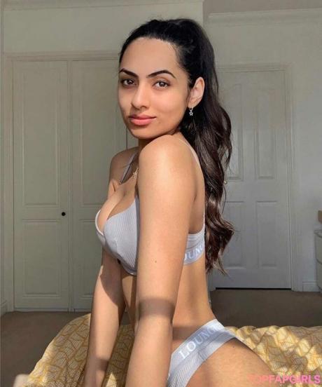 Nikkirai_ nude leaked OnlyFans photo #33