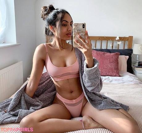 Nikkirai_ nude leaked OnlyFans photo #37