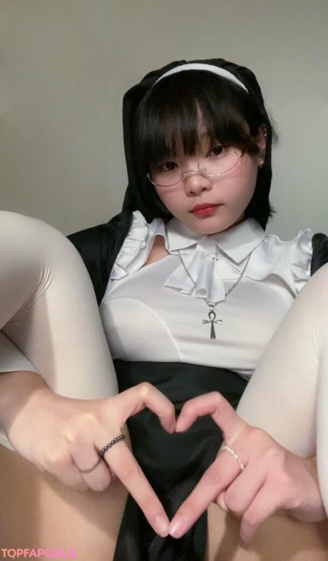 Yukxwaii nude leaked OnlyFans photo #10