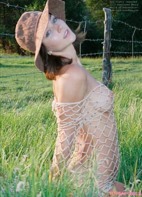 Sunkissedmag nude leaked OnlyFans photo #429