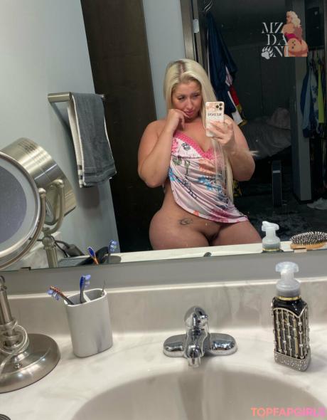 Mzdanibadgirl nude leaked OnlyFans photo #165