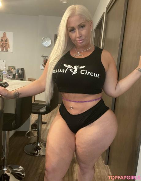 Mzdanibadgirl nude leaked OnlyFans photo #168
