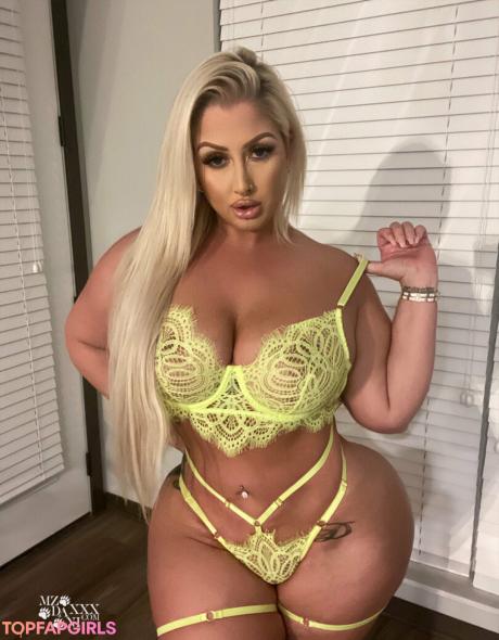 Mzdanibadgirl nude leaked OnlyFans photo #257