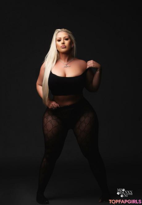 Mzdanibadgirl nude leaked OnlyFans photo #259