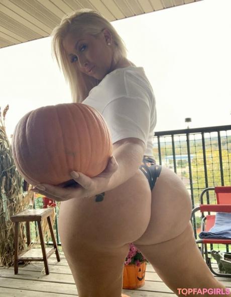 Mzdanibadgirl nude leaked OnlyFans photo #375