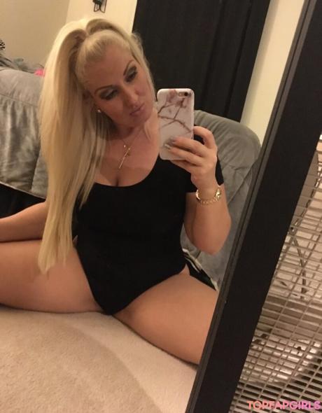 Mzdanibadgirl nude leaked OnlyFans photo #72