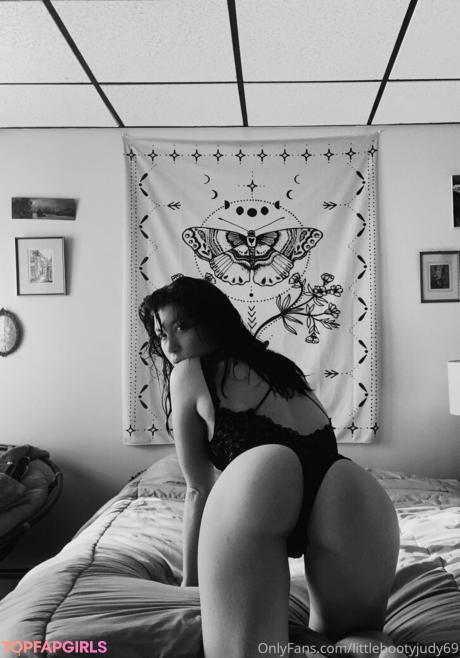 Littlebootyjudy69 nude leaked OnlyFans photo #18