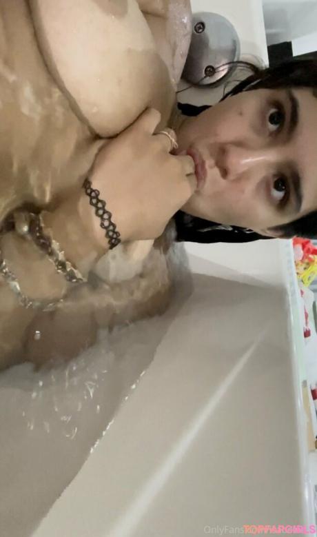 NeruIsabel nude leaked OnlyFans photo #36