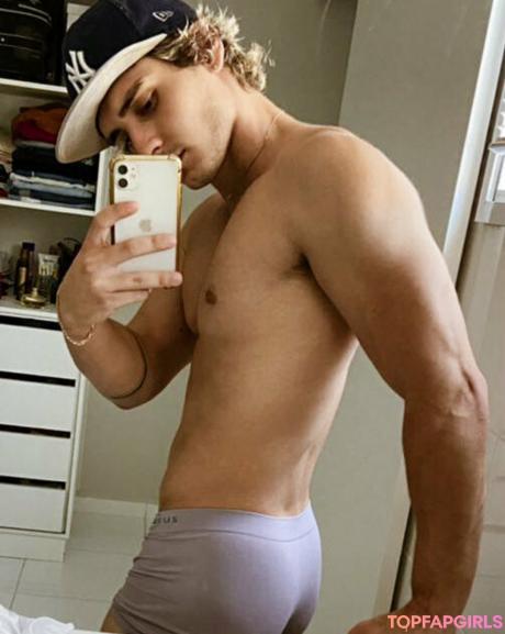 Dieghodolttih nude leaked OnlyFans photo #10