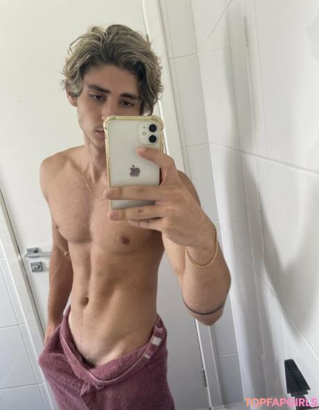 Dieghodolttih nude leaked OnlyFans photo #21