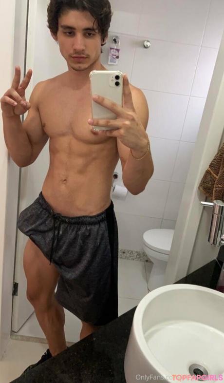 Dieghodolttih nude leaked OnlyFans photo #30