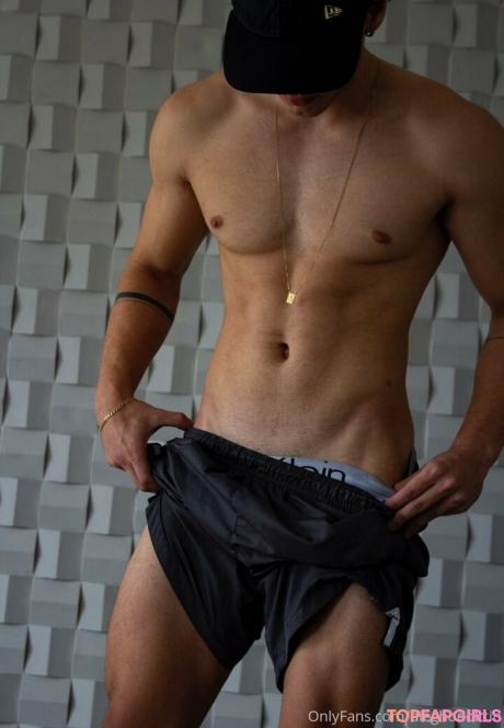 Dieghodolttih nude leaked OnlyFans photo #96