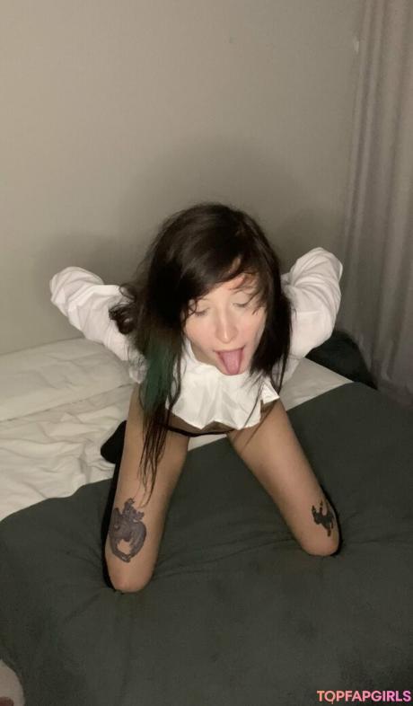 Kryzarehfree nude leaked OnlyFans photo #9