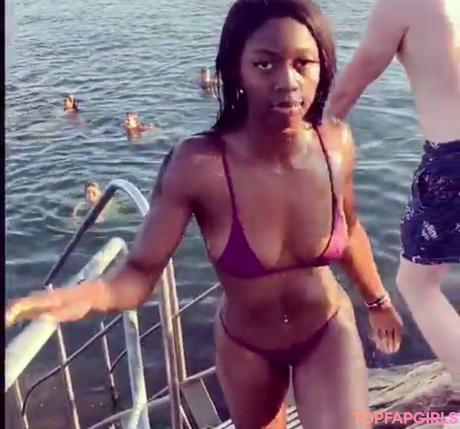 Khaddi nude leaked OnlyFans photo #6