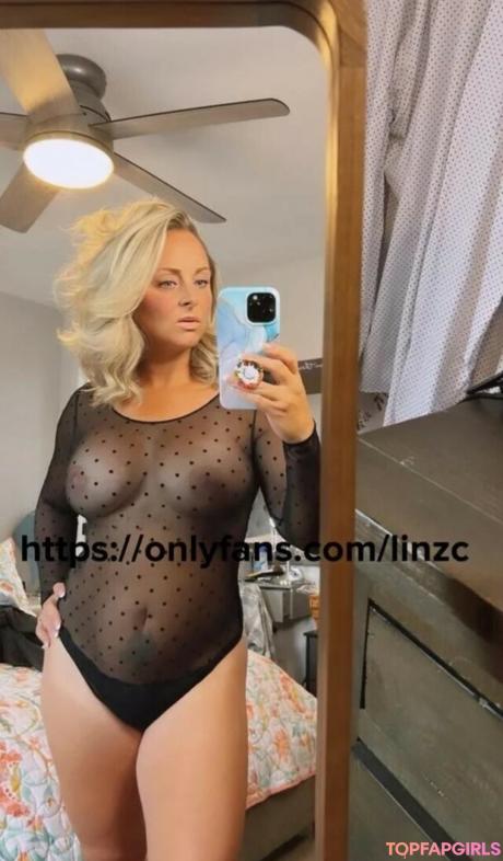 Linzc nude leaked OnlyFans photo #13