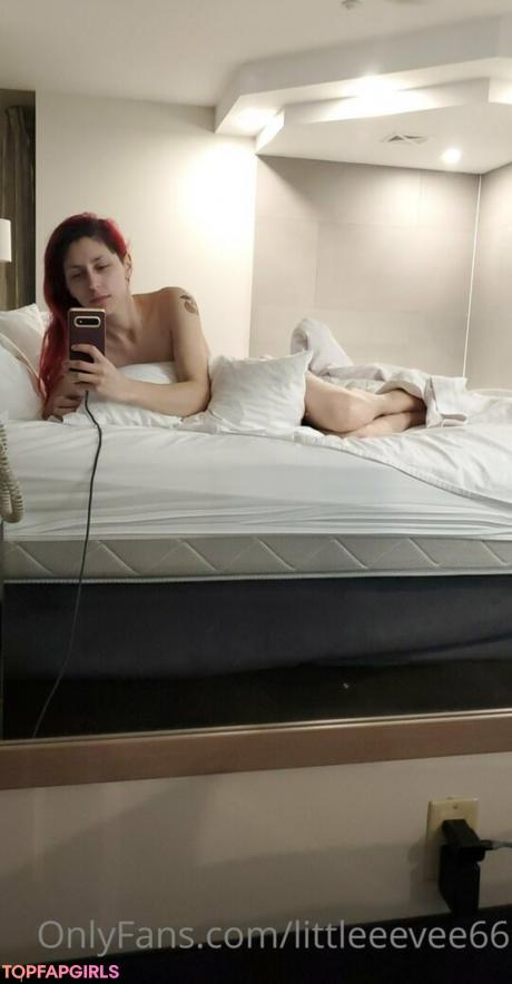 Littleeevee66 nude leaked OnlyFans photo #108