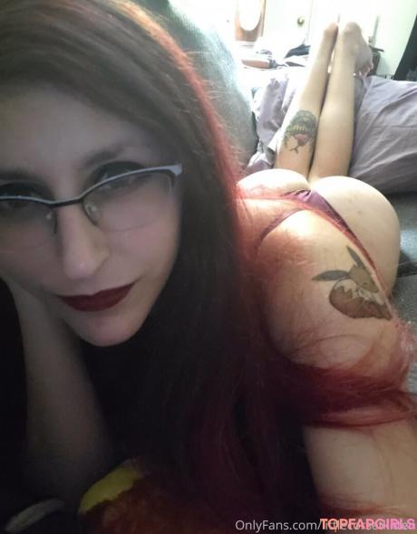 Littleeevee66 nude leaked OnlyFans photo #12
