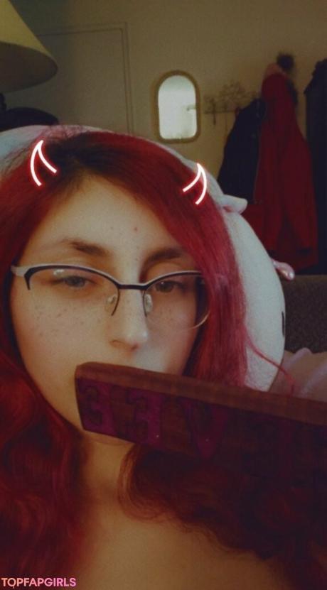 Littleeevee66 nude leaked OnlyFans photo #30
