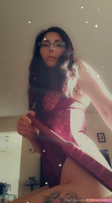 Littleeevee66 nude leaked OnlyFans photo #39