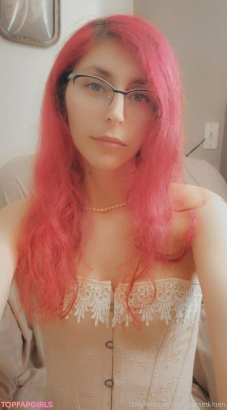 Littleeevee66 nude leaked OnlyFans photo #5