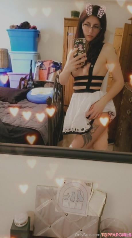 Littleeevee66 nude leaked OnlyFans photo #58
