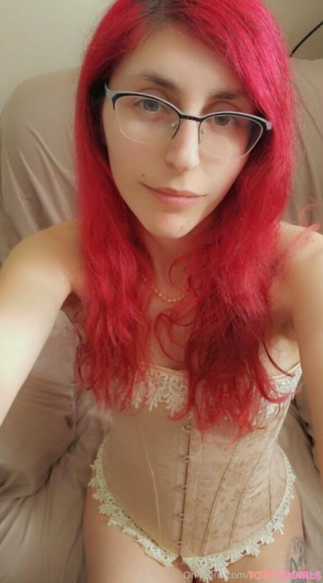 Littleeevee66 nude leaked OnlyFans photo #6