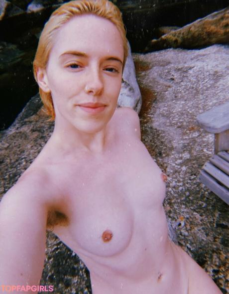 Anya nude leaked OnlyFans photo #9