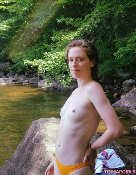 Anya nude leaked OnlyFans photo #15