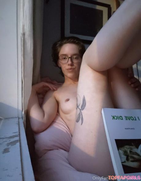 Anya nude leaked OnlyFans photo #3