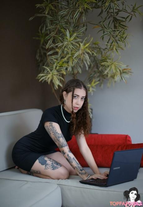 Girlsalinekimm nude leaked OnlyFans photo #21