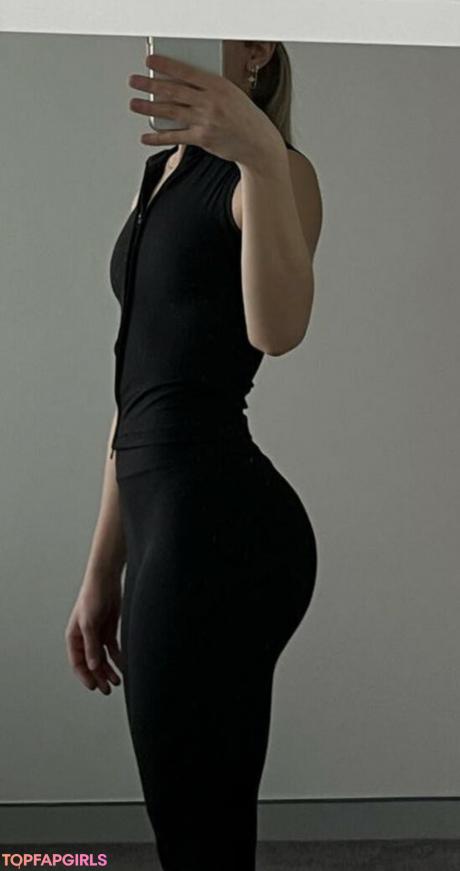 LaraNovaa_ nude leaked OnlyFans photo #14