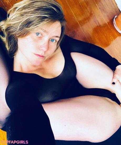 Pixiemaeve nude leaked OnlyFans photo #7