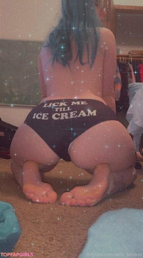 Demi nude leaked OnlyFans photo #33