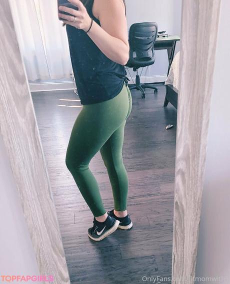Fitmomwith3 nude leaked OnlyFans photo #47