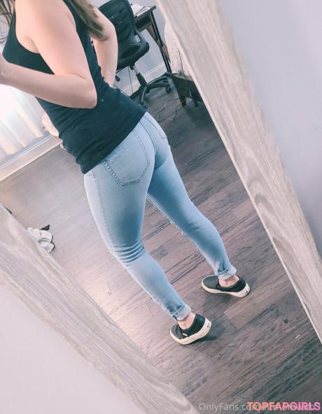Fitmomwith3 nude leaked OnlyFans photo #68