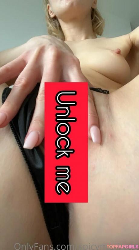 Spicymariapie nude leaked OnlyFans photo #73